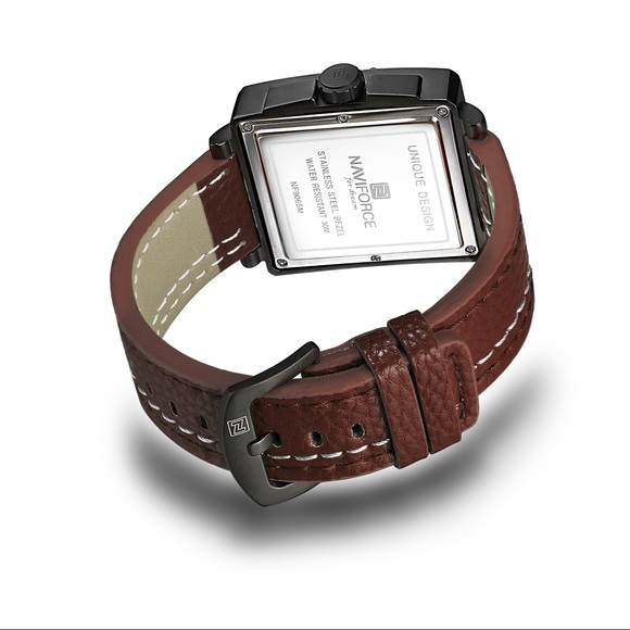 Watch (New with tag 🏷 and box) - Picture 6 of 8